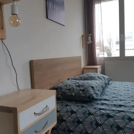 Les Pieds Dans L'eau